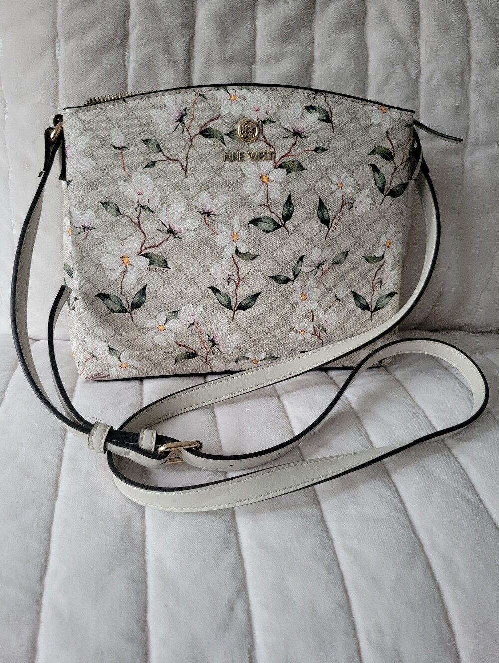 Nine West Cream Floral Crossbody Purse with Gold Logo